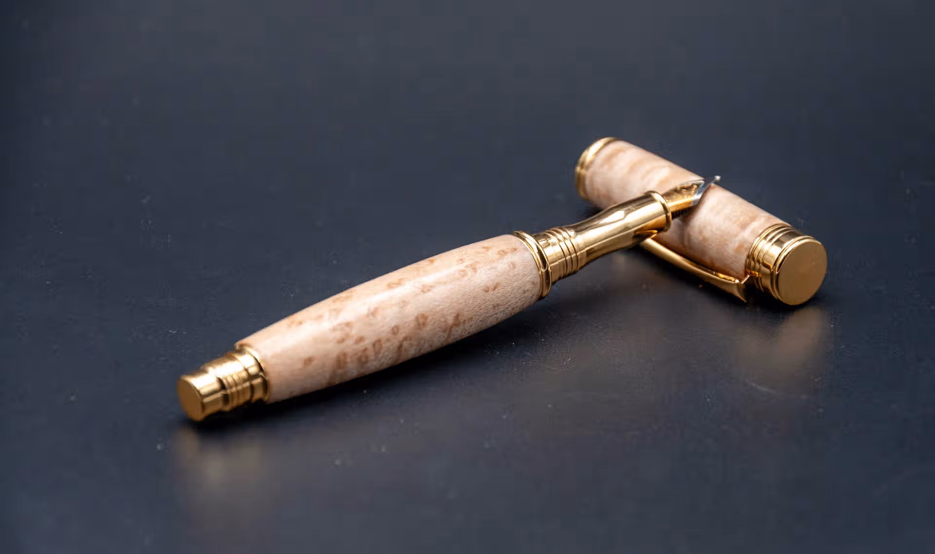 Stylo plume en bois tourné Takamaka Calebasse